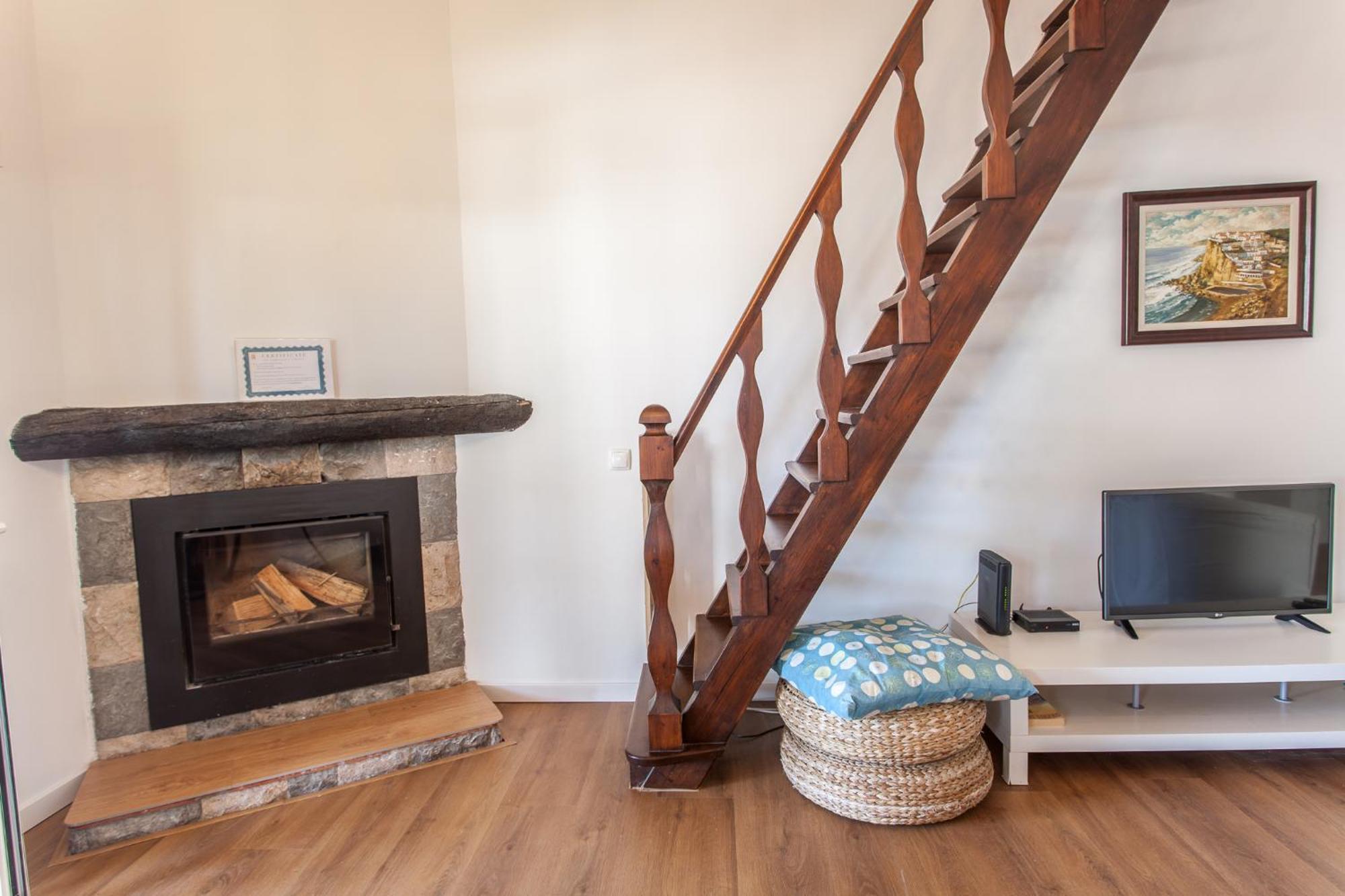 Ocean, Pines And Mountain - Renovated February 2025 - Ac Villa Colares Ngoại thất bức ảnh